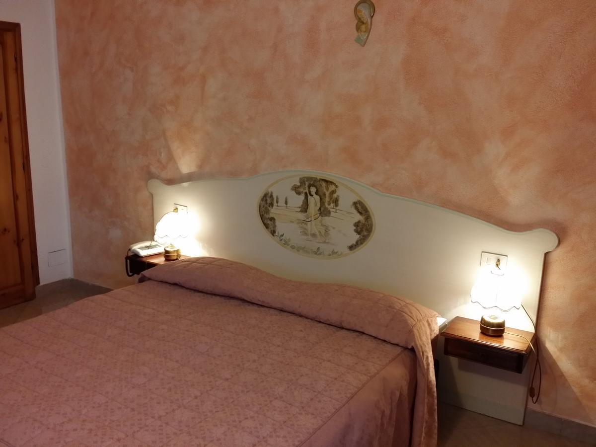 Albergo Diana Черрето-Лаги Номер фото